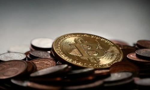 中文虚拟币钱包是指用于存储、管理和交易虚拟货币（如比特币、以太坊等）的软件或应用。这类钱包的功能包括但不限于发送和接收虚拟货币，查看余额和交易记录，以及支持多种数字资产的管理。中文虚拟币钱包通常会以中文界面供用户使用，便于广大中文用户了解和使用虚拟币。

### 中文虚拟币钱包的类型

1. **热钱包（在线钱包）**
   - 这些钱包通常通过网络提供服务，方便用户随时随地进行交易。使用便利，但安全性相对较低，适合日常小额交易。

2. **冷钱包（离线钱包）**
   - 冷钱包是将私钥存放在离线环境中的钱包，安全性高，适合长期存储大额虚拟币。常见形式有硬件钱包和纸钱包。

3. **移动钱包**
   - 专为手机用户设计的应用，可以随时随地管理虚拟币，非常方便。

4. **桌面钱包**
   - 需要下载到电脑上，用户在本地设备上存储私钥，安全性相对较高。

### 中文虚拟币钱包的特点

- **用户友好的界面**：以中文为主的用户界面，使用户更容易理解和操作。
- **多币种支持**：通常支持多种虚拟货币的存储和交易。
- **安全性**：许多钱包提供双重验证功能，增强了安全性。
- **实时交易**：提供实时的交易信息和市场价格，让用户做出快速决策。

### 使用中文虚拟币钱包的注意事项

1. **安全性**：选择信誉良好的钱包，了解其安全措施，如私钥管理、加密技术等。
2. **备份**：定期备份钱包，防止丢失。
3. **了解费用**：不同钱包的交易手续费可能不同，使用前需了解清楚。

### 推荐的中文虚拟币钱包

- **ImToken**：用户友好的界面，支持多种虚拟币，并提供企业级安全保障。
- **Bitkeep**：多链支持，功能全面，适合各种用户需求。
- **Coinbase**：国际知名平台，虽然是英文界面，但提供中文支持，方便国人使用。

通过使用以上信息，用户可以更好地理解和选择适合自己的中文虚拟币钱包。